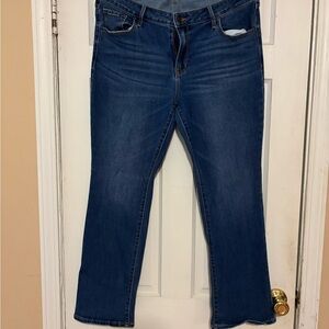 Old Navy Women's Boot Cut Jeans in Dark Blue